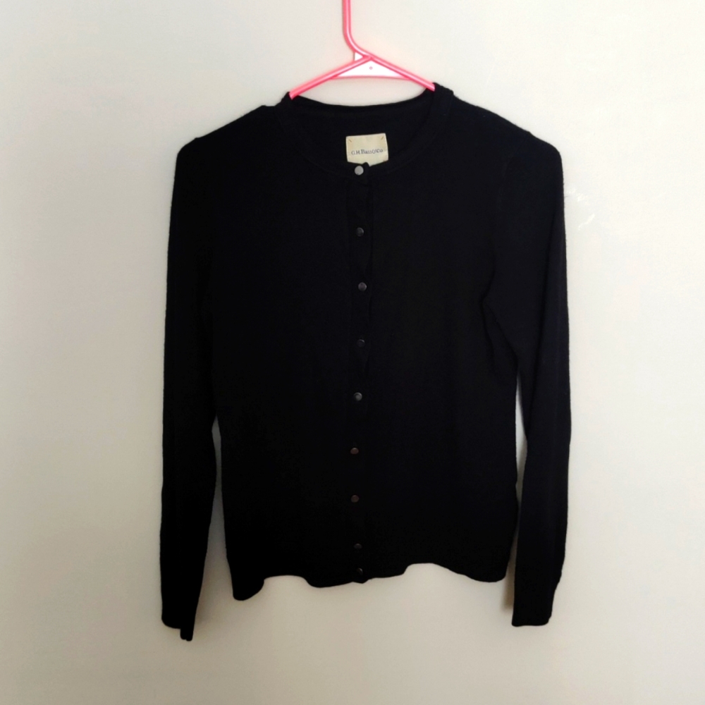 G.H. Bass & Co Black Button Down Cardigan